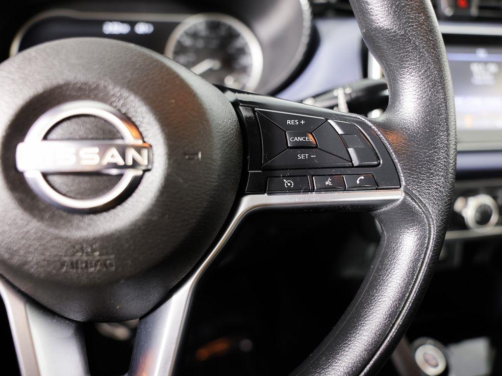 Nissan Versa SV CVT 2024