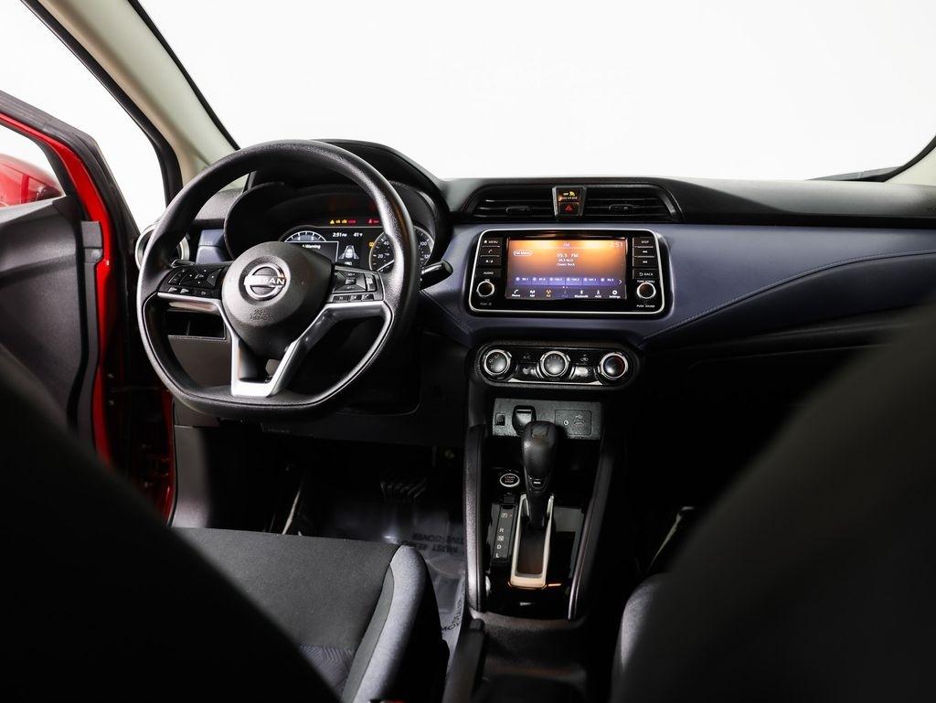 Nissan Versa SV CVT 2024