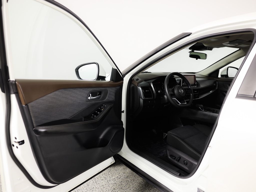 Nissan Rogue AWD SV 2023