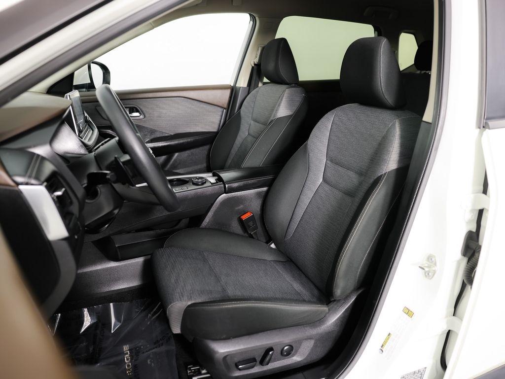 Nissan Rogue AWD SV 2023