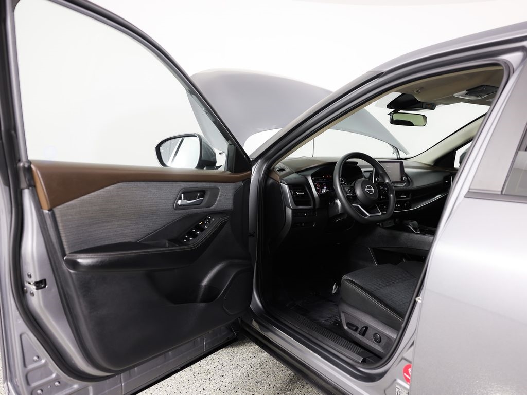 Nissan Rogue AWD SV 2023