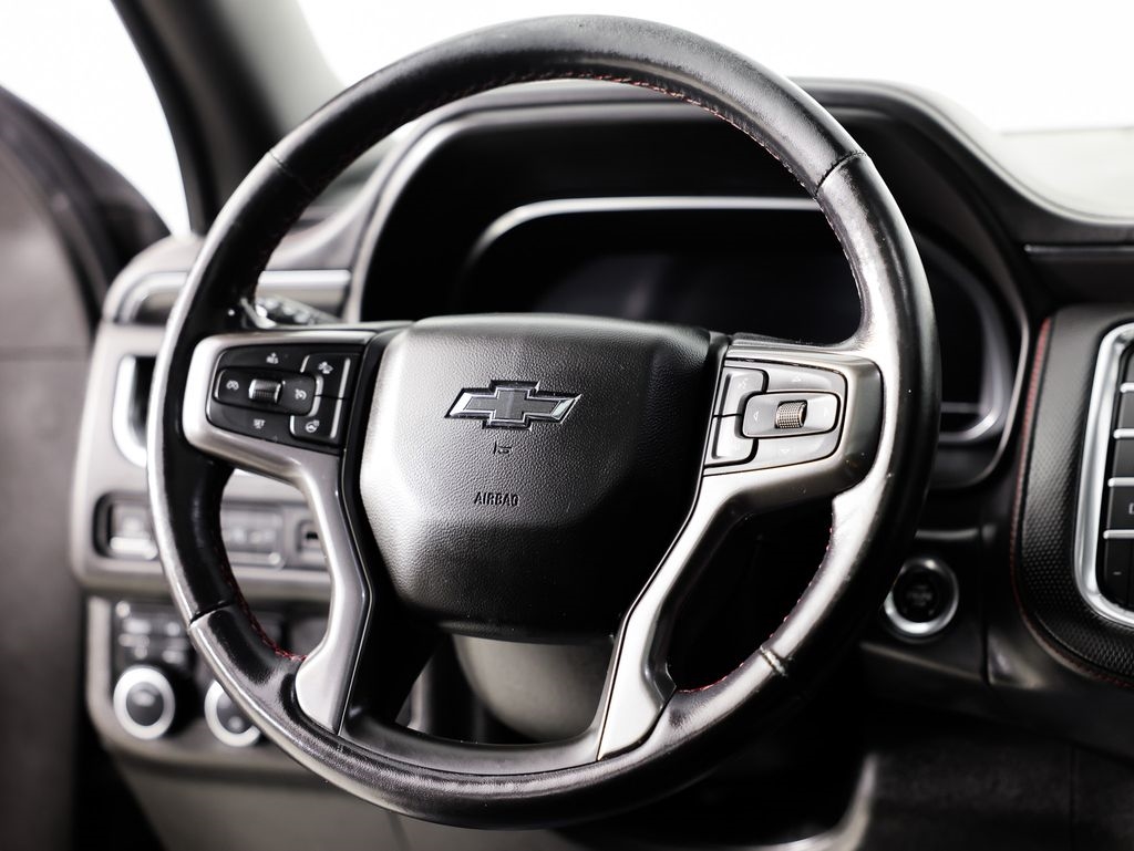 Chevrolet Suburban 4WD 4dr RST 2022