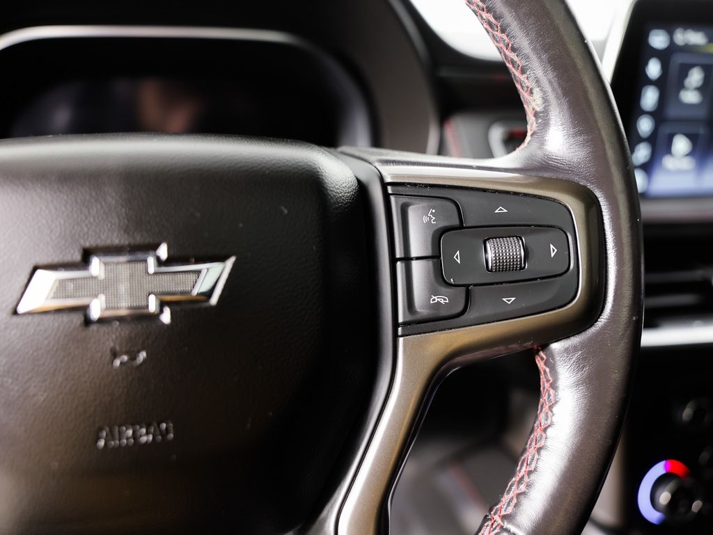 Chevrolet Suburban 4WD 4dr RST 2022