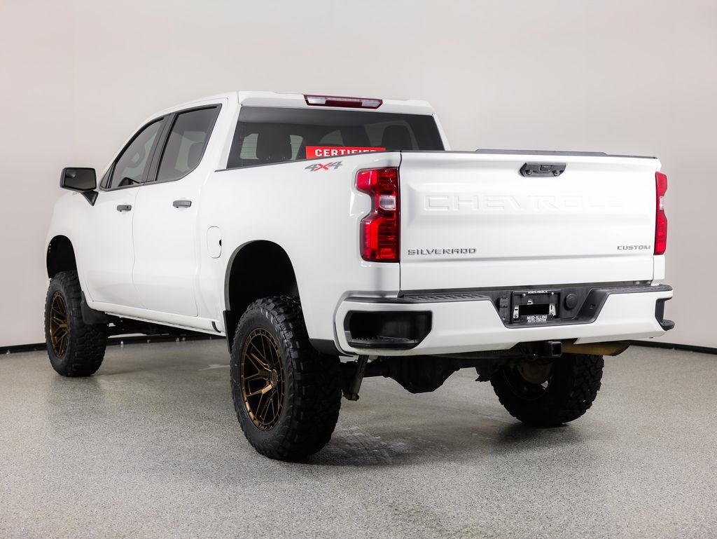 Chevrolet Silverado 1500 4WD Crew Cab 147" Custom 2023