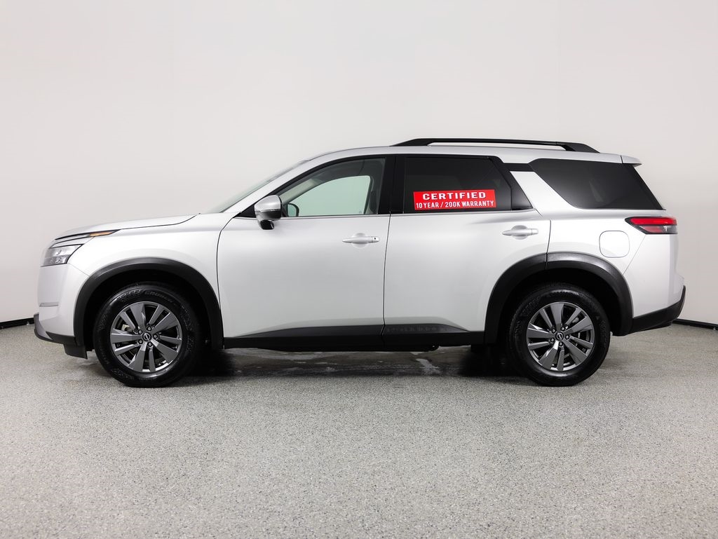 Nissan Pathfinder SV 4WD 2025