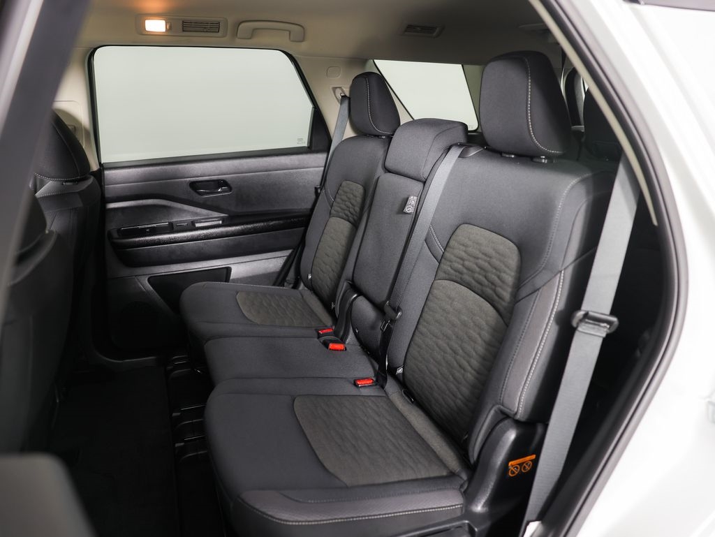 Nissan Pathfinder SV 4WD 2025