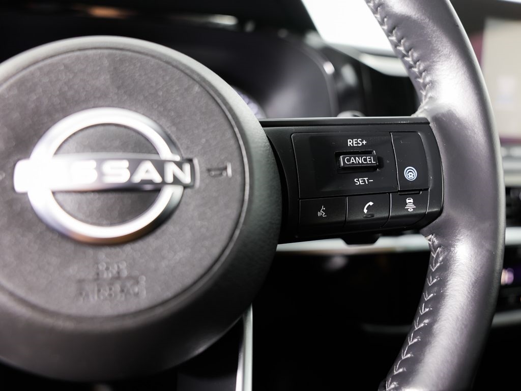 Nissan Pathfinder SV 4WD 2025