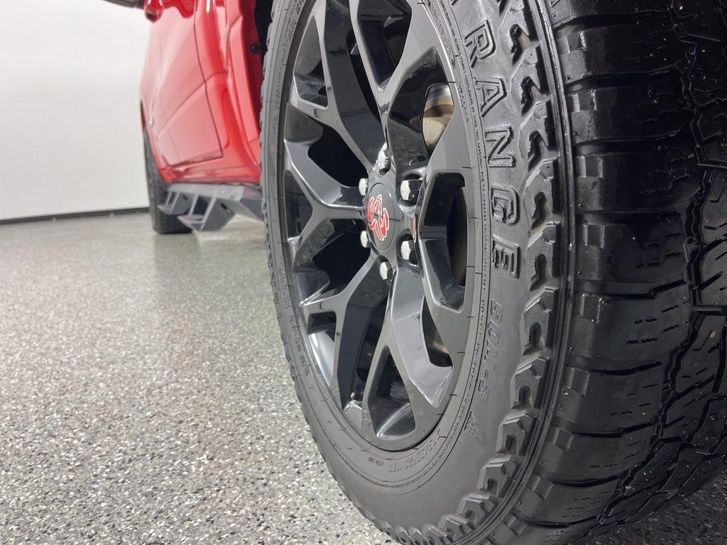 RAM 1500 Big Horn 4x4 Crew Cab 5'7" Box 2022