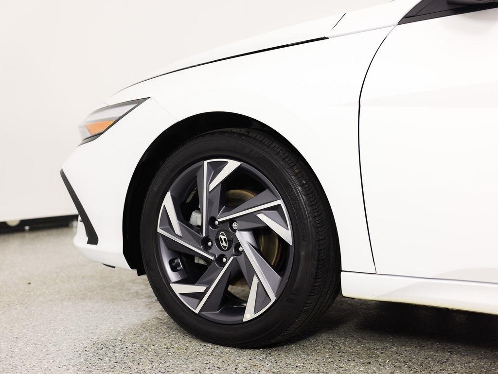 Hyundai Elantra SEL Sport IVT 2025