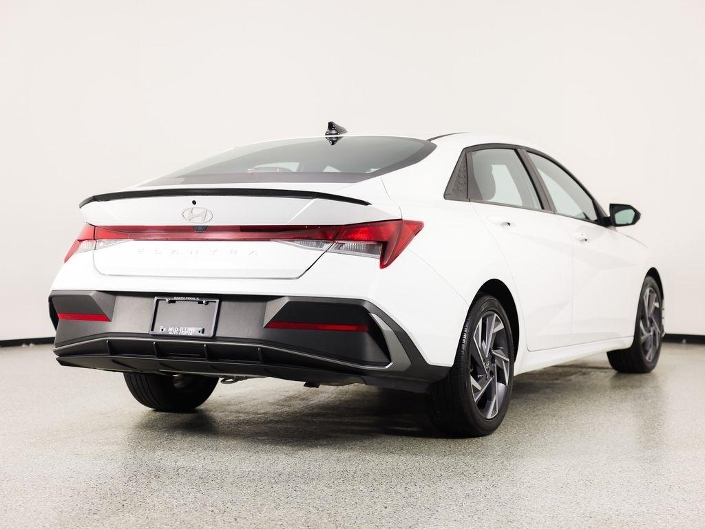 Hyundai Elantra SEL Sport IVT 2025