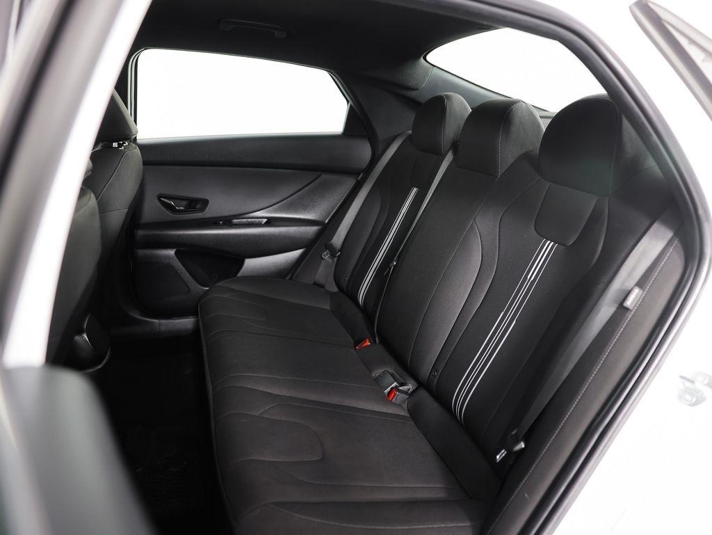 Hyundai Elantra SEL Sport IVT 2025