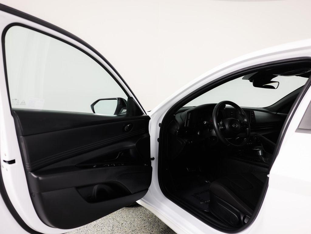 Hyundai Elantra SEL Sport IVT 2025