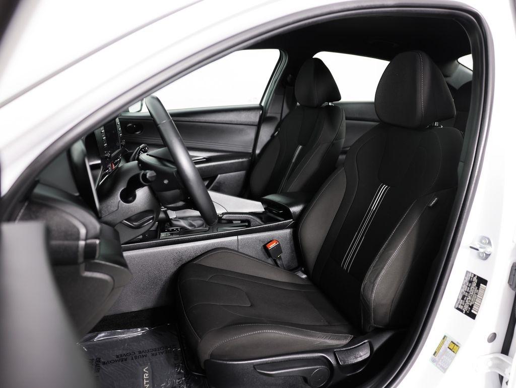 Hyundai Elantra SEL Sport IVT 2025