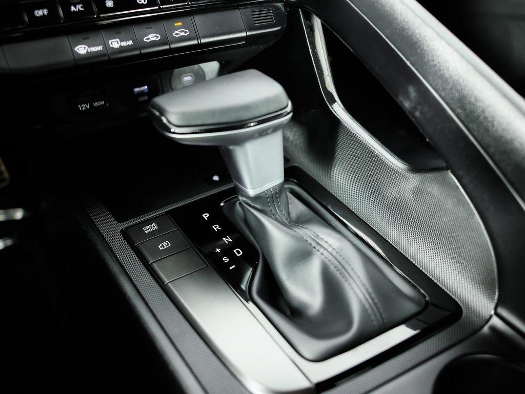 Hyundai Elantra SEL Sport IVT 2025