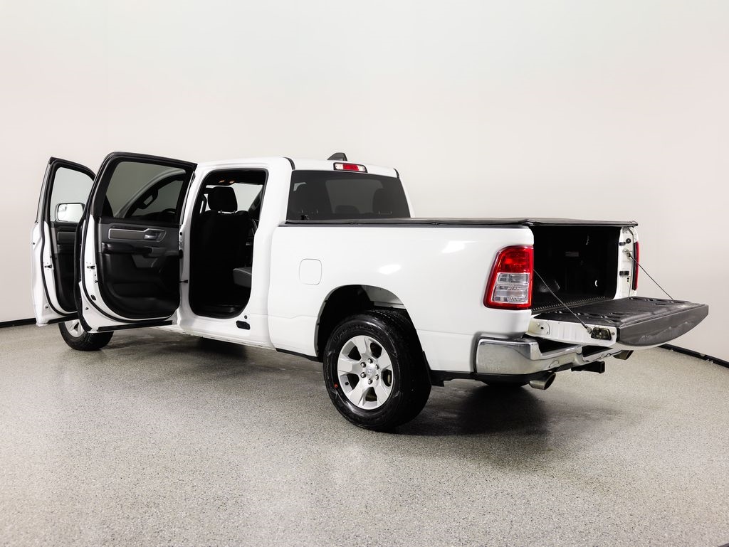 RAM 1500 Big Horn 4x4 Crew Cab 6'4" Box 2022