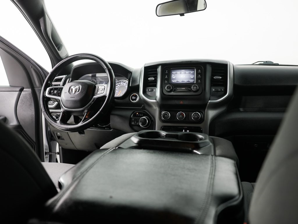 RAM 1500 Big Horn 4x4 Crew Cab 6'4" Box 2022