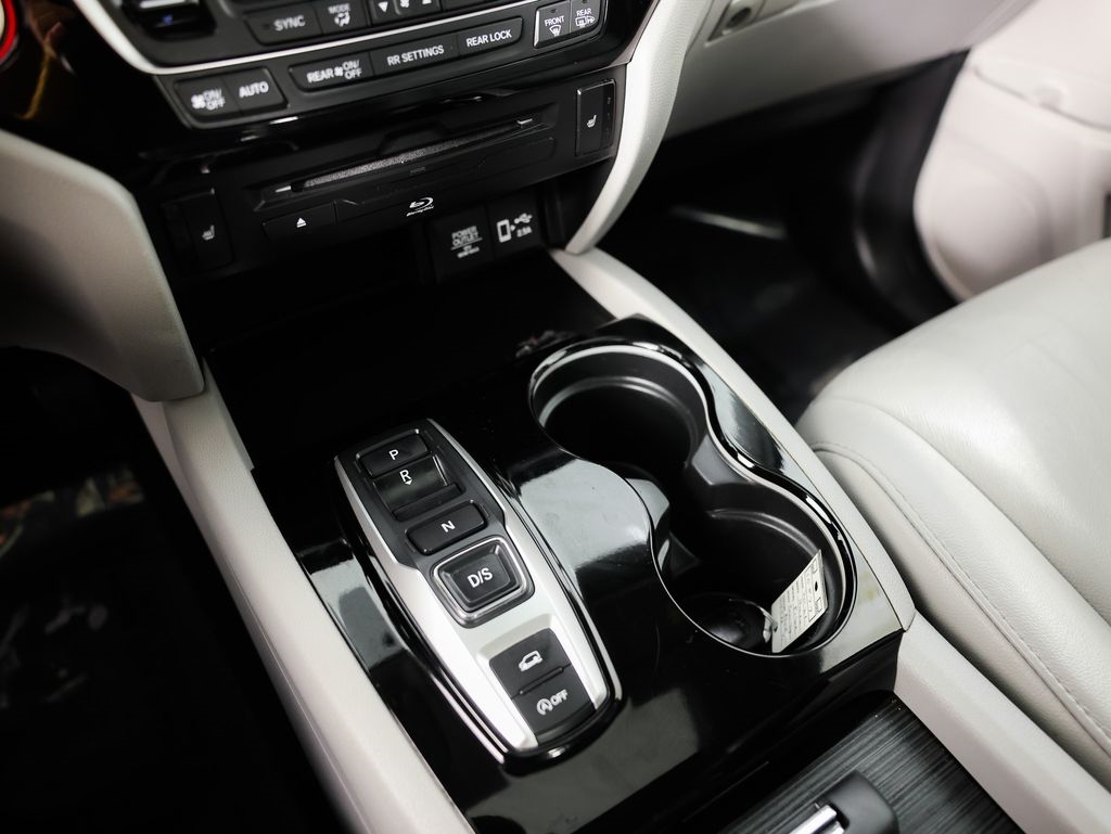 Honda Pilot Touring 7-Passenger AWD 2021