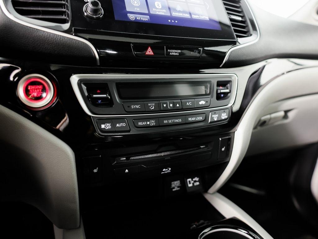 Honda Pilot Touring 7-Passenger AWD 2021