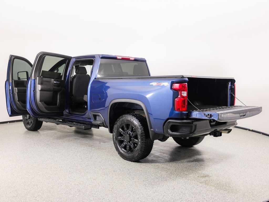 Chevrolet Silverado 2500HD 4WD Crew Cab 159" Custom 2023