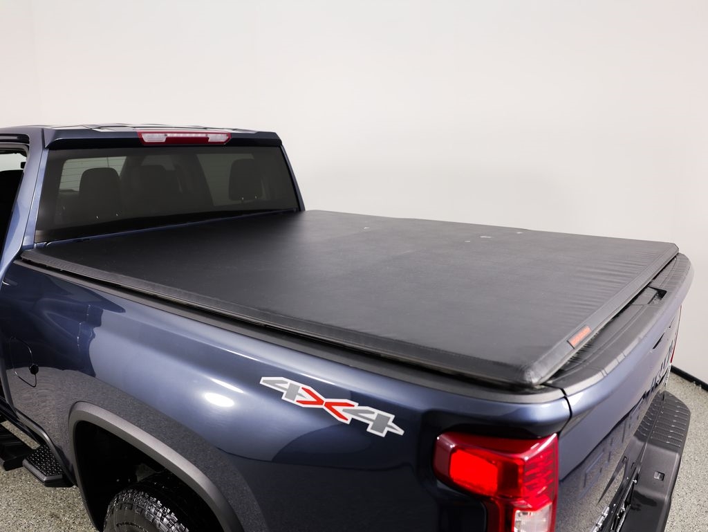 Chevrolet Silverado 2500HD 4WD Crew Cab 159" Custom 2023