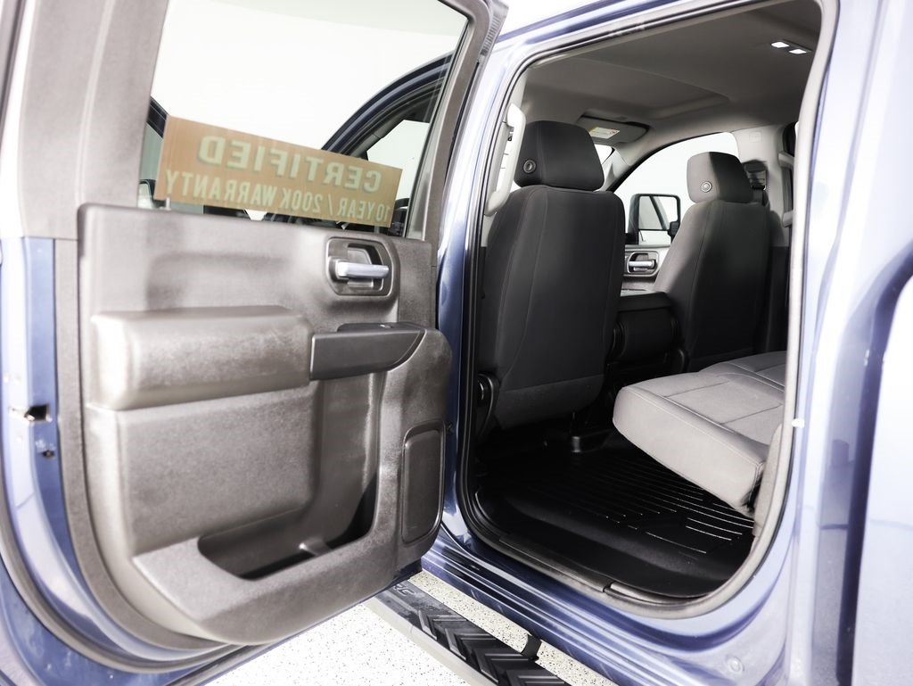 Chevrolet Silverado 2500HD 4WD Crew Cab 159" Custom 2023