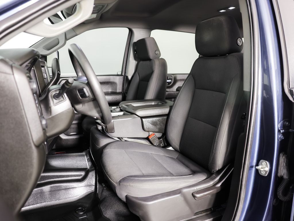 Chevrolet Silverado 2500HD 4WD Crew Cab 159" Custom 2023