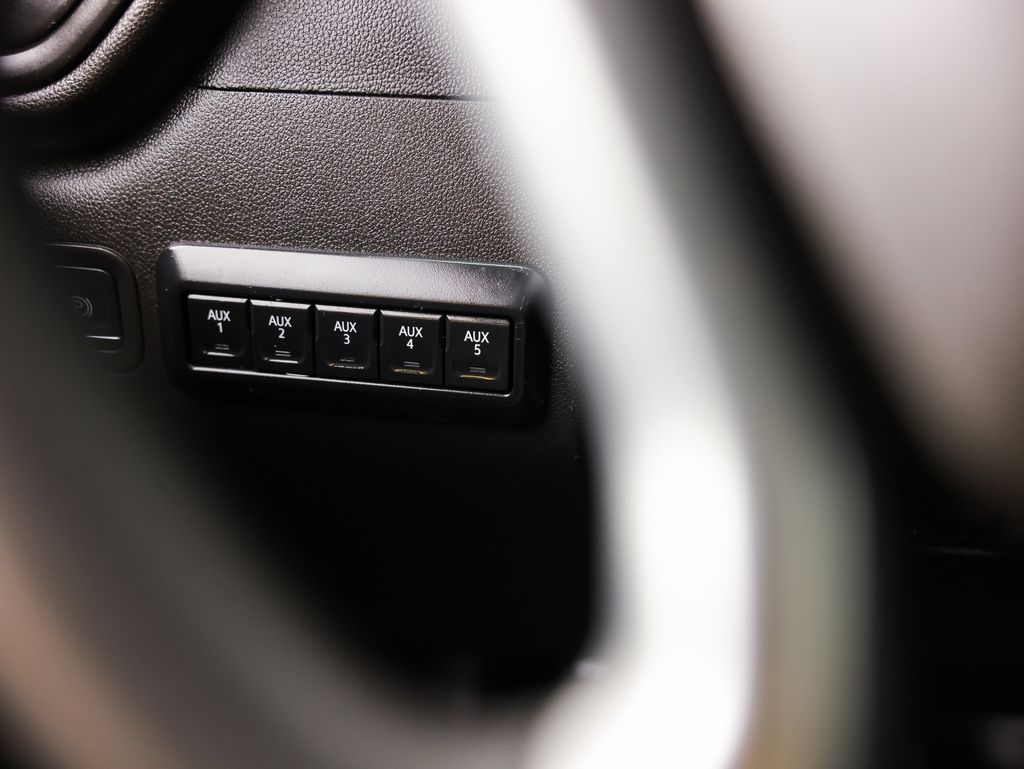 Chevrolet Silverado 2500HD 4WD Crew Cab 159" Custom 2023