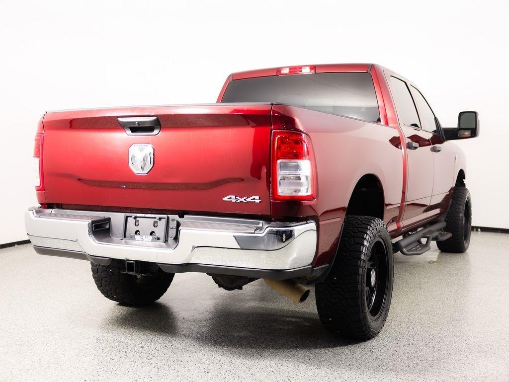 RAM 2500 Tradesman 4x4 Crew Cab 6'4" Box 2024