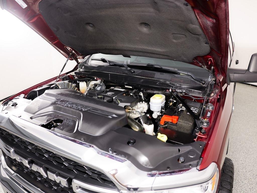 RAM 2500 Tradesman 4x4 Crew Cab 6'4" Box 2024