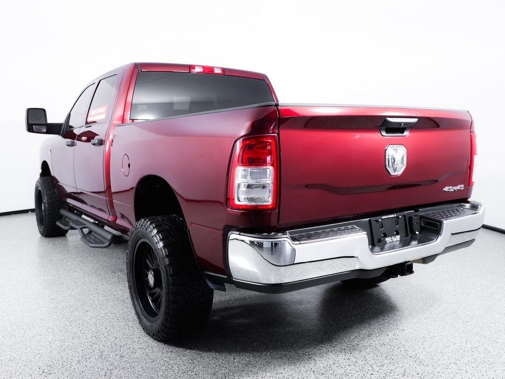 RAM 2500 Tradesman 4x4 Crew Cab 6'4" Box 2024