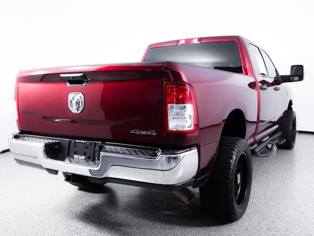 RAM 2500 Tradesman 4x4 Crew Cab 6'4" Box 2024