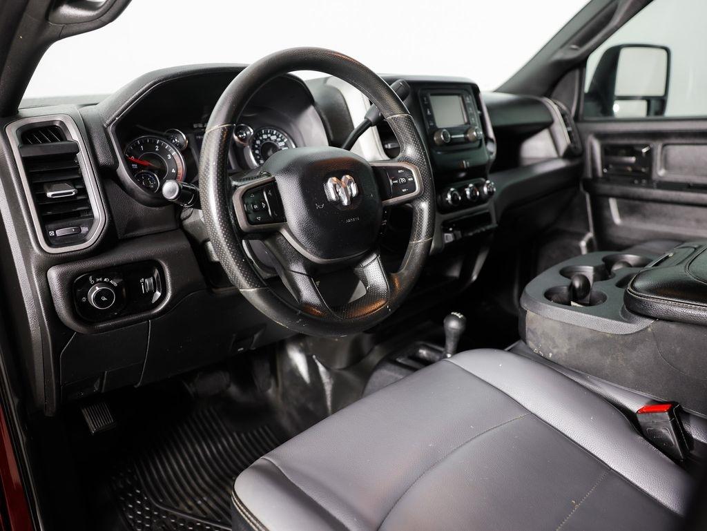 RAM 2500 Tradesman 4x4 Crew Cab 6'4" Box 2024