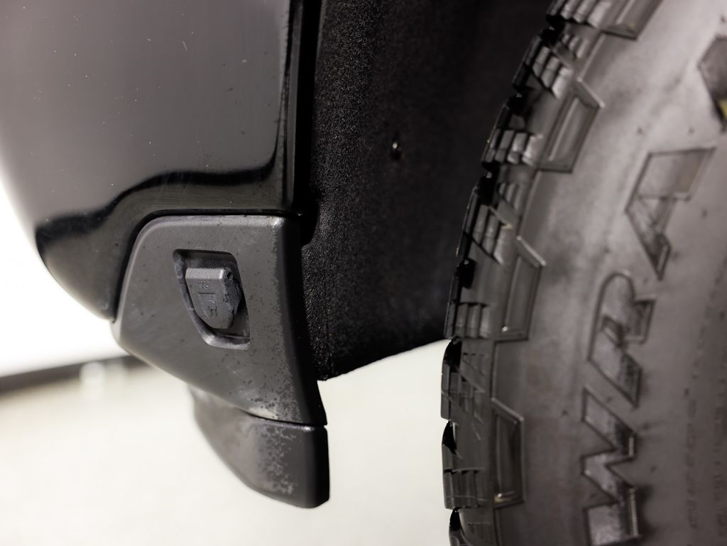 Chevrolet Silverado 2500HD 4WD Crew Cab 159" Custom 2025