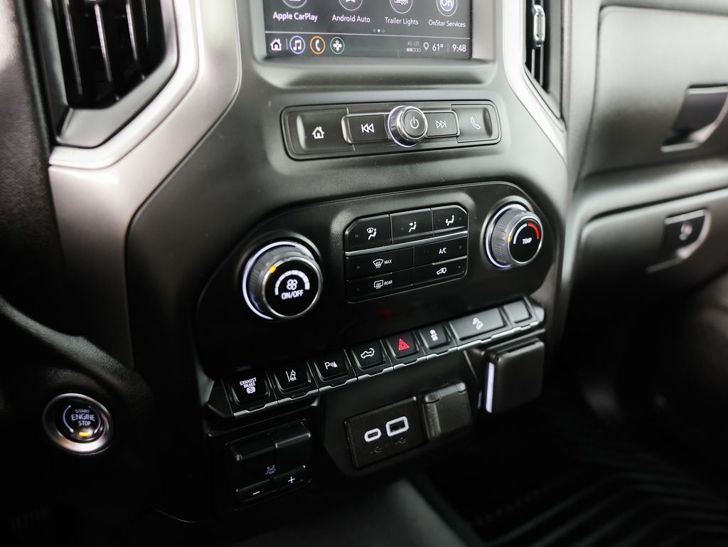 Chevrolet Silverado 2500HD 4WD Crew Cab 159" Custom 2025