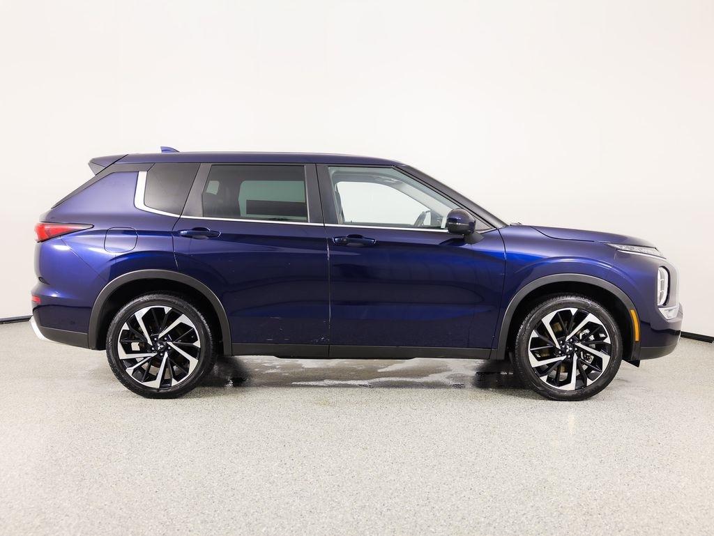 Mitsubishi Outlander SE FWD 2023