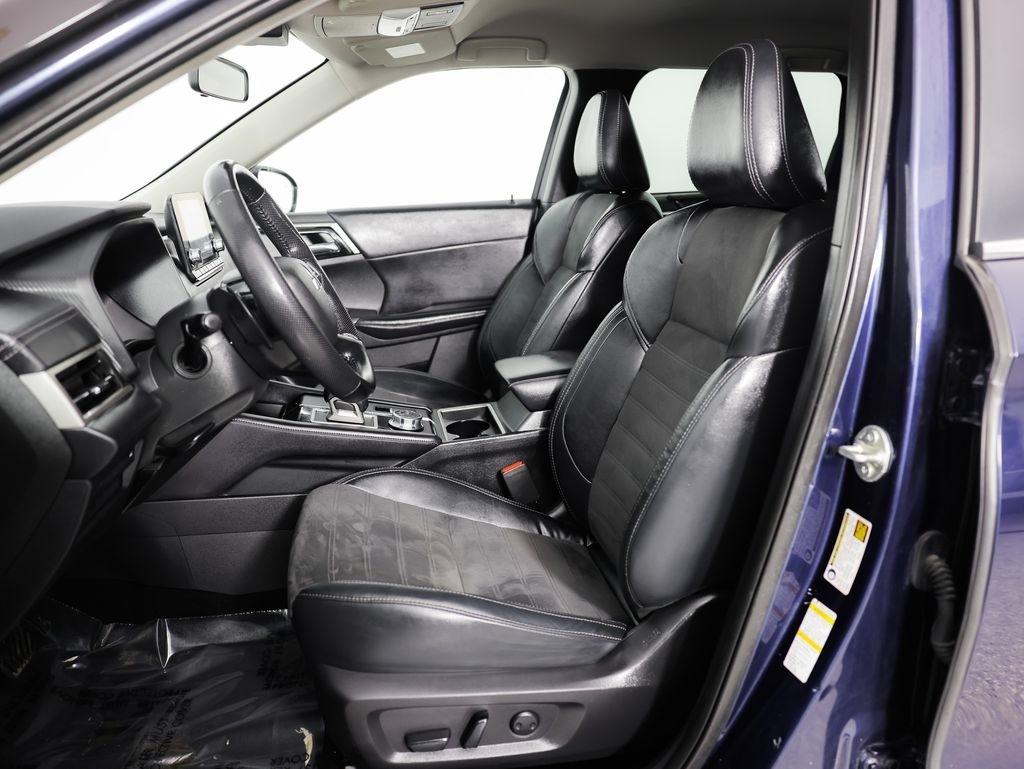 Mitsubishi Outlander SE FWD 2023