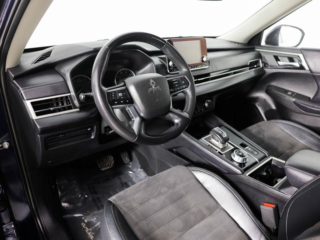 Mitsubishi Outlander SE FWD 2023