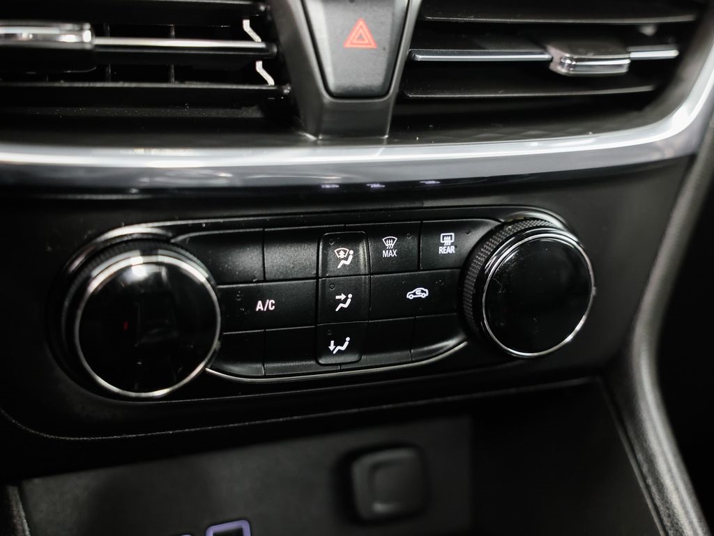 Buick Encore GX FWD 4dr Preferred 2024