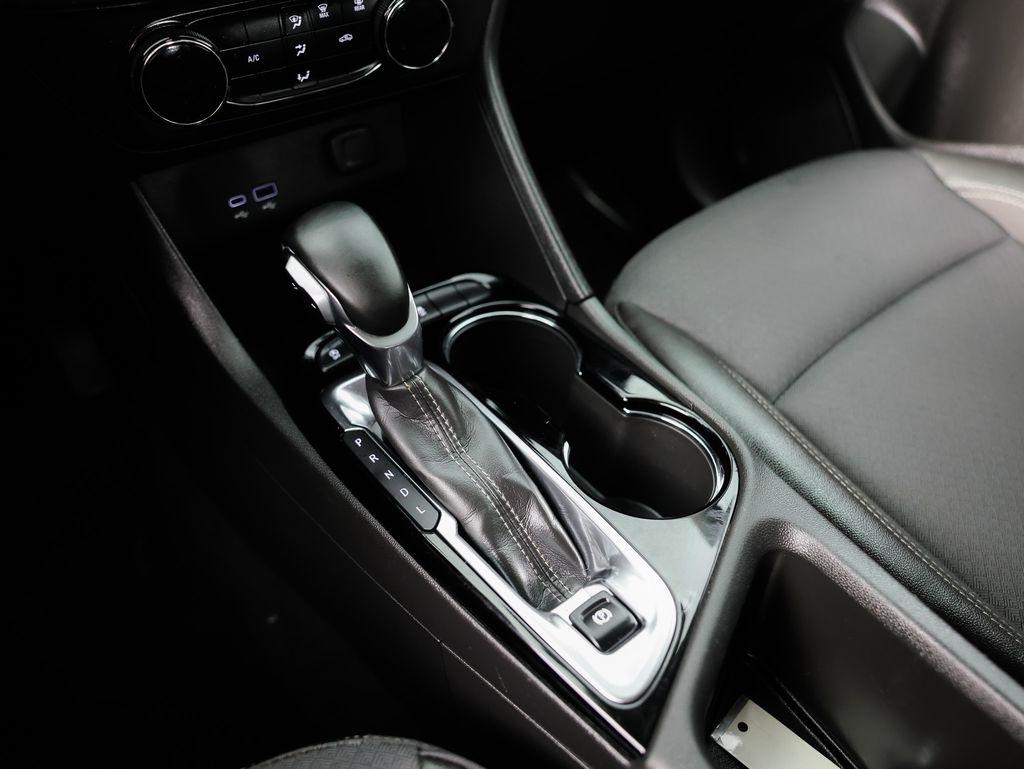 Buick Encore GX FWD 4dr Preferred 2024