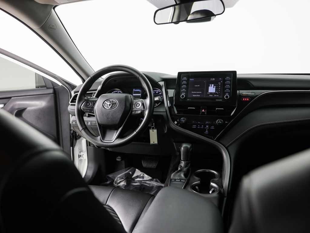 Toyota Camry Hybrid SE Nightshade CVT (Natl) 2023