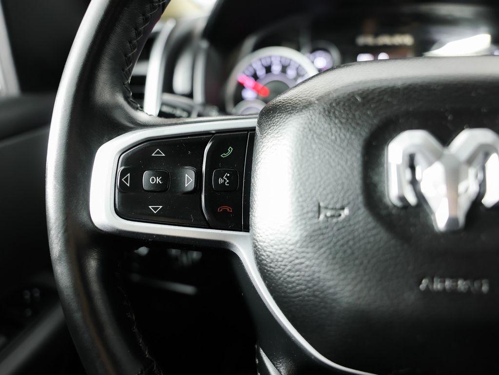 RAM 1500 Big Horn/Lone Star 4x4 Crew Cab 5'7" Box 2019