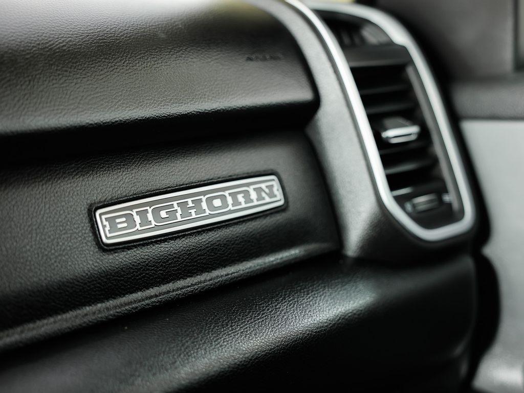 RAM 1500 Big Horn/Lone Star 4x4 Crew Cab 5'7" Box 2019