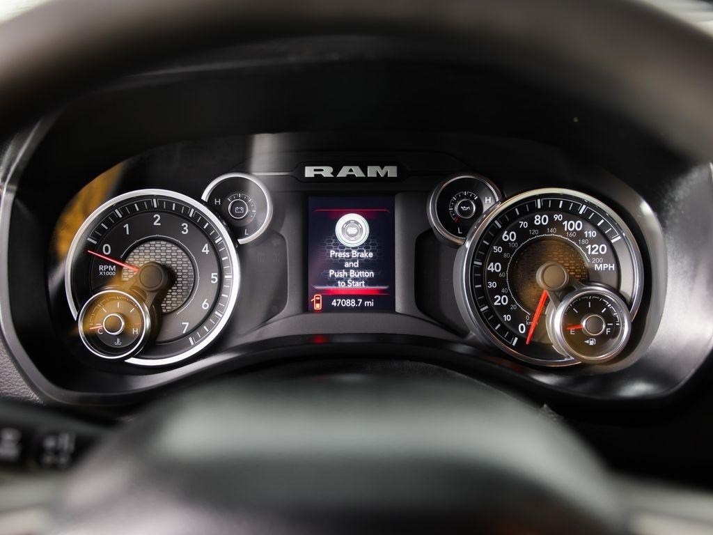 RAM 1500 Tradesman 4x4 Quad Cab 6'4" Box 2024