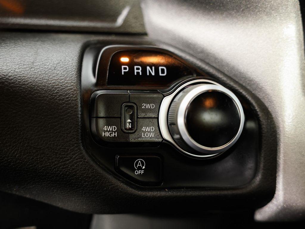 RAM 1500 Tradesman 4x4 Quad Cab 6'4" Box 2024