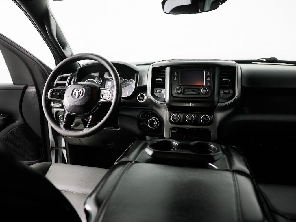 RAM 1500 Tradesman 4x4 Quad Cab 6'4" Box 2024