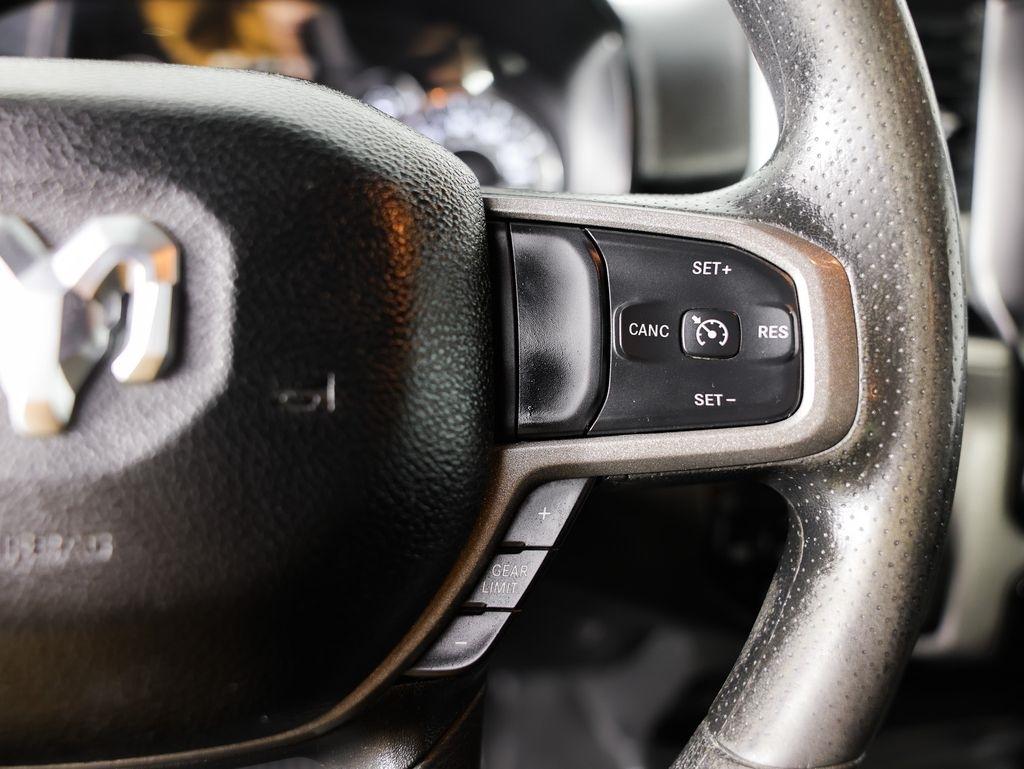 RAM 1500 Tradesman 4x4 Quad Cab 6'4" Box 2024