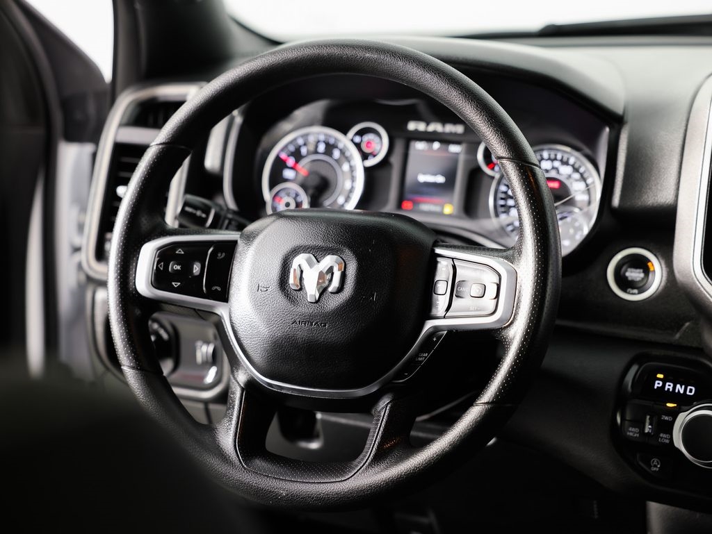 RAM 1500 Tradesman 4x4 Crew Cab 5'7" Box 2025