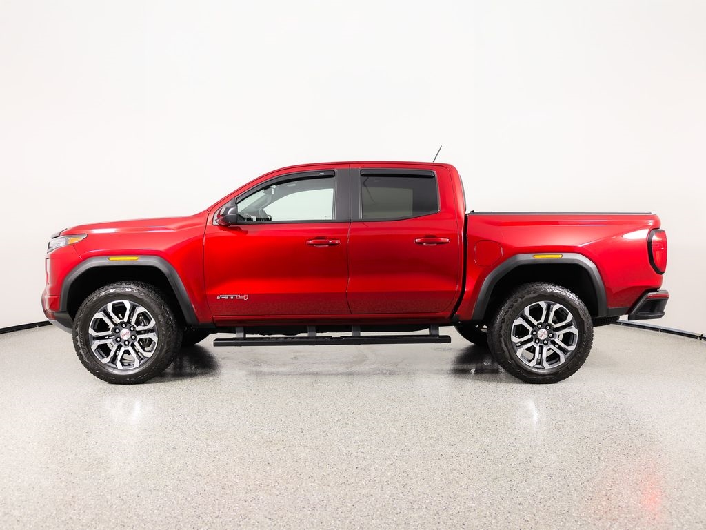 GMC Canyon 4WD Crew Cab AT4 2024