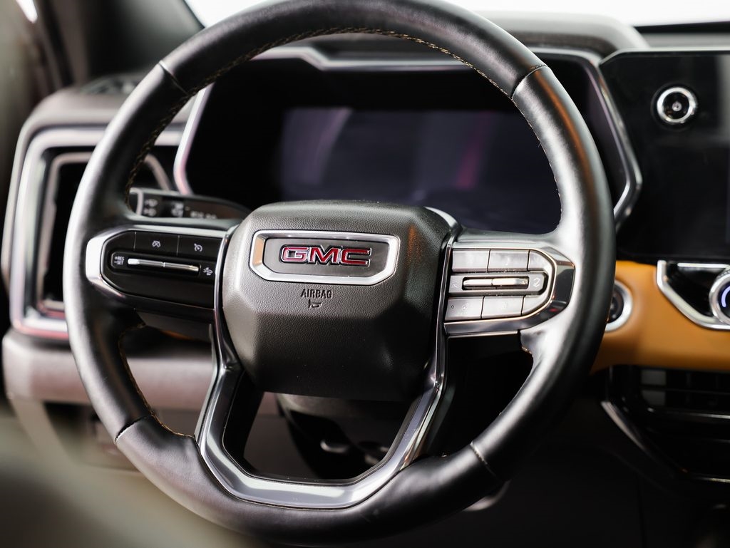 GMC Canyon 4WD Crew Cab AT4 2024