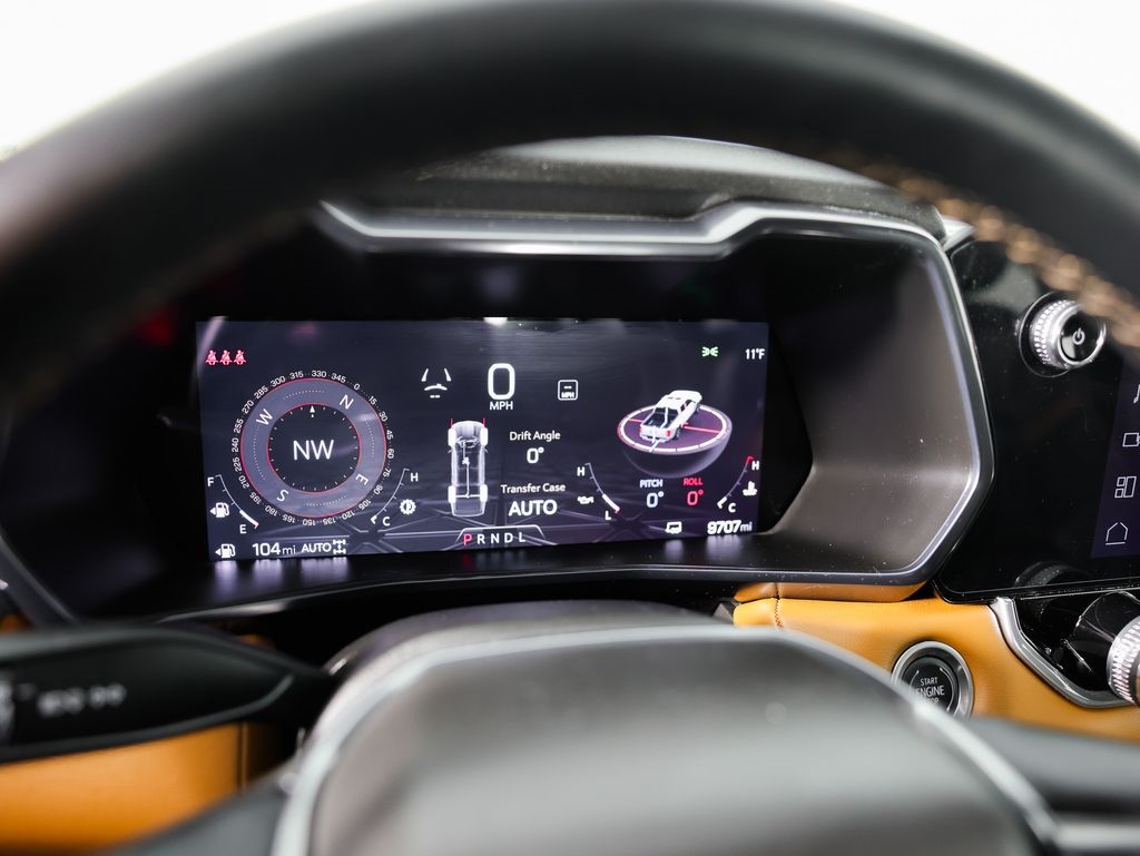 GMC Canyon 4WD Crew Cab AT4 2024